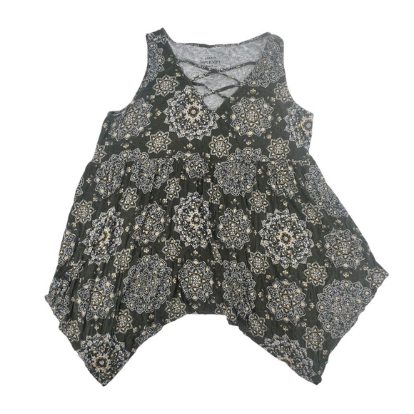Torrid Green Floral Super Soft Sleeveless Top Size 2 Plus Women’s - Picture 1 of 4